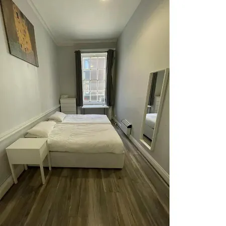 Stunning Temple Bar 2 Bed Apartment *