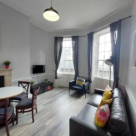 Daire Stunning Temple Bar 2 Bed Apartment Dublin